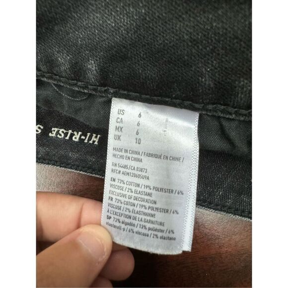 American Eagle Black Hi-Rise Shortie Super Super Stretch Shorts with Lace Size 6 - Picture 6 of 6